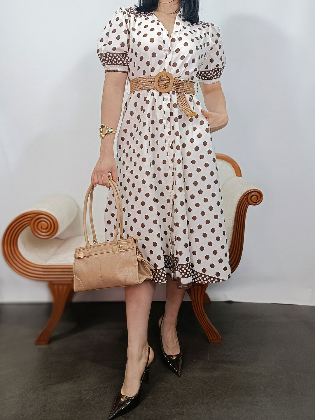 vestido camisero de lunares con largo midi