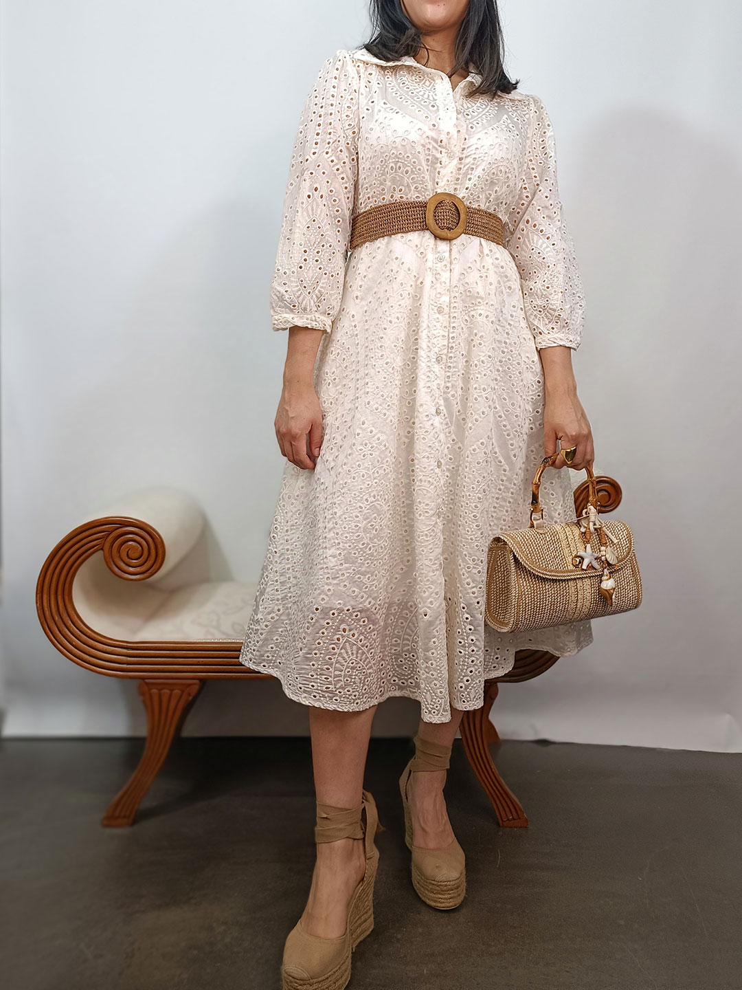 vestido midi camisero de bordado suizo calado color crema